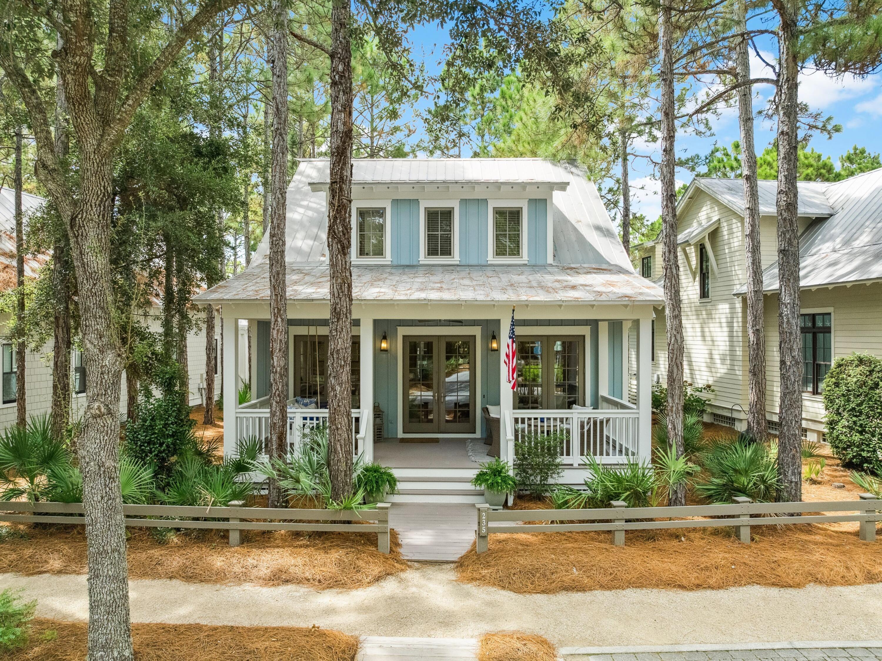 235 W Lake Forest Drive