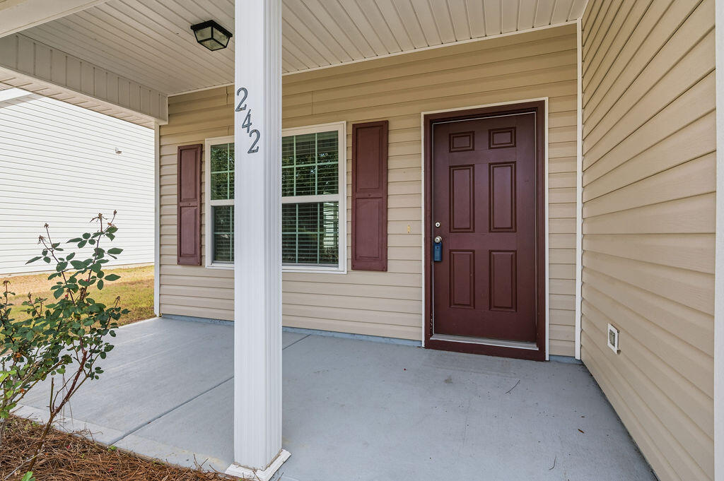 242 Cornelia Street