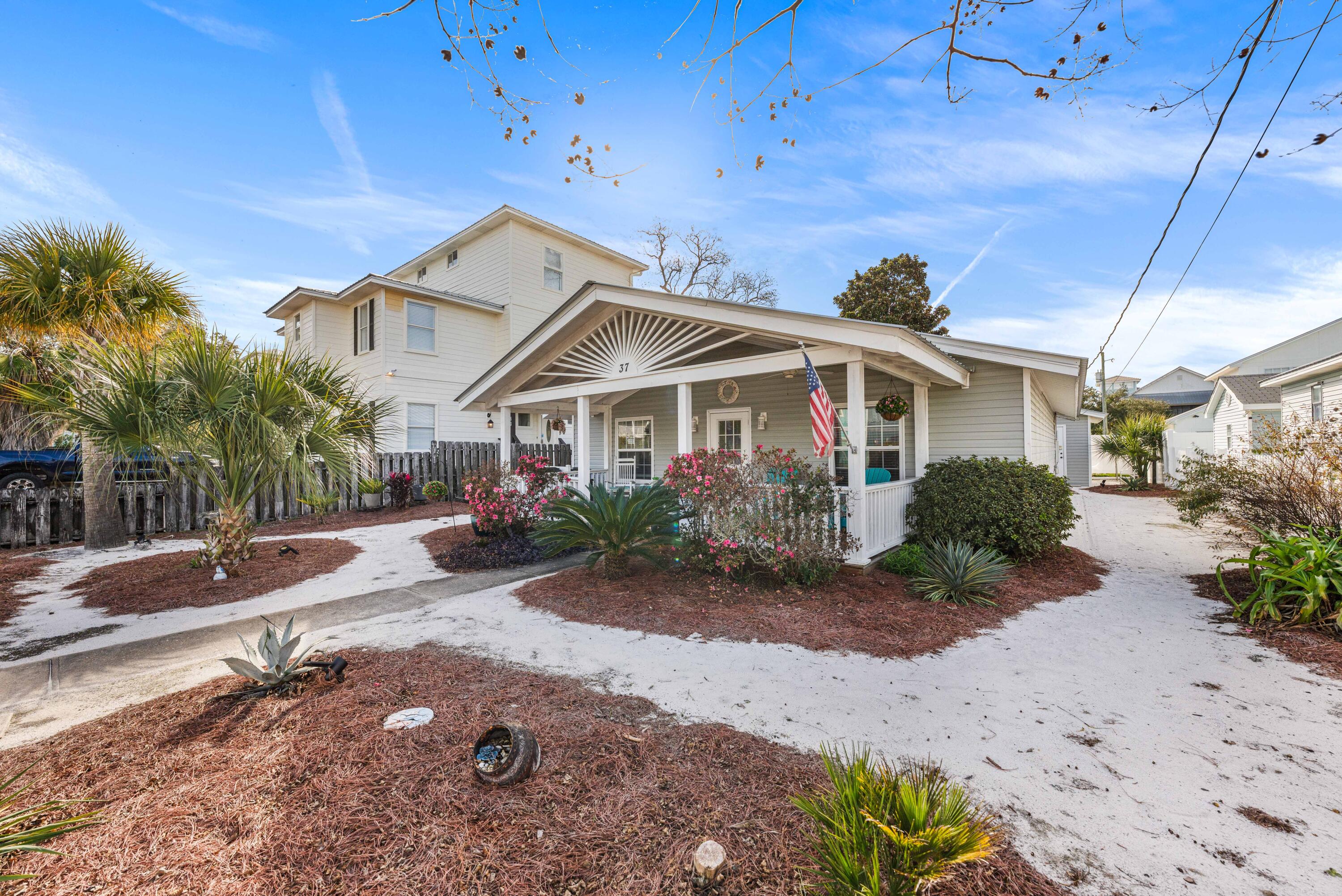 37 Daytona Street