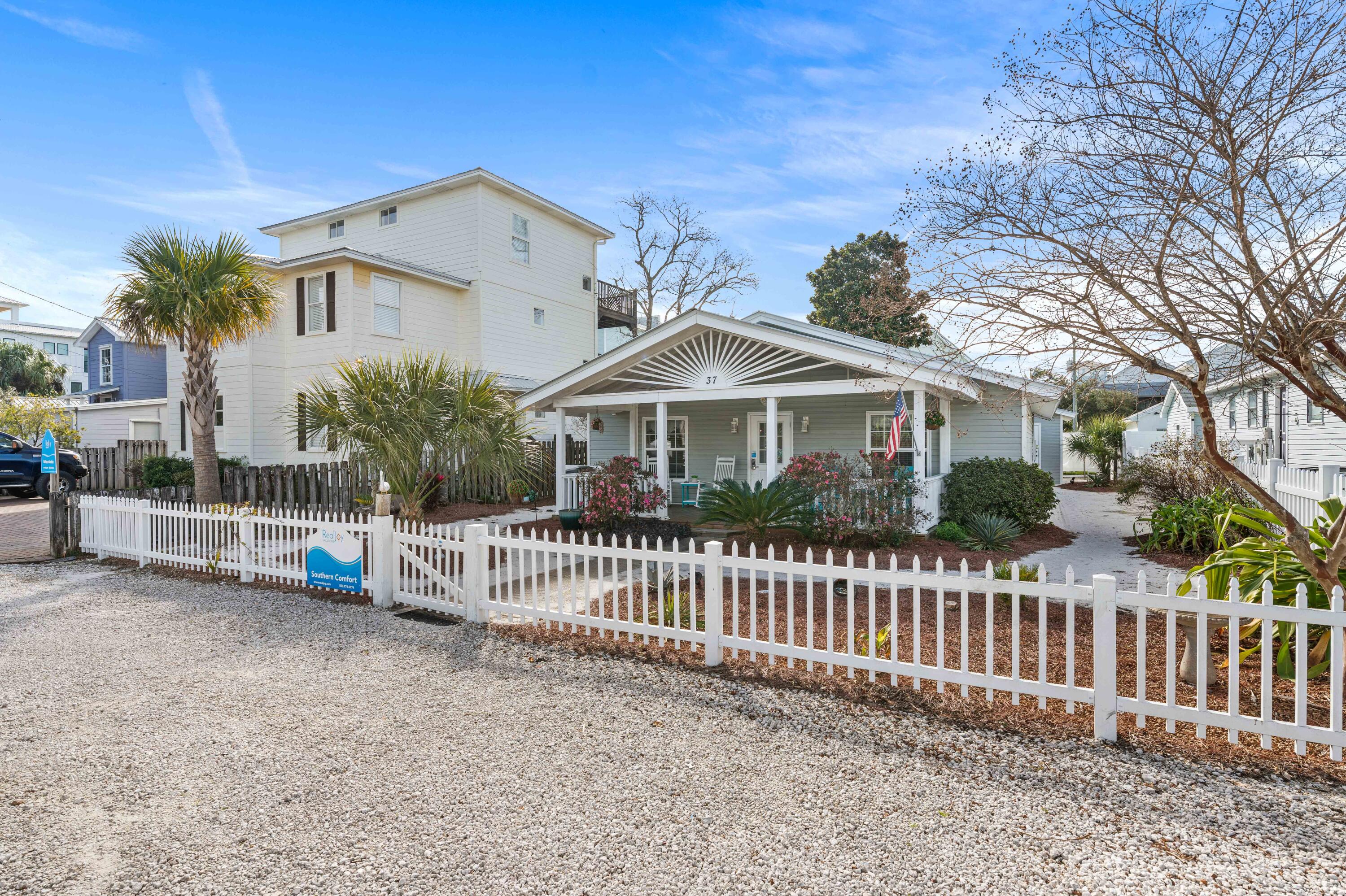 37 Daytona Street