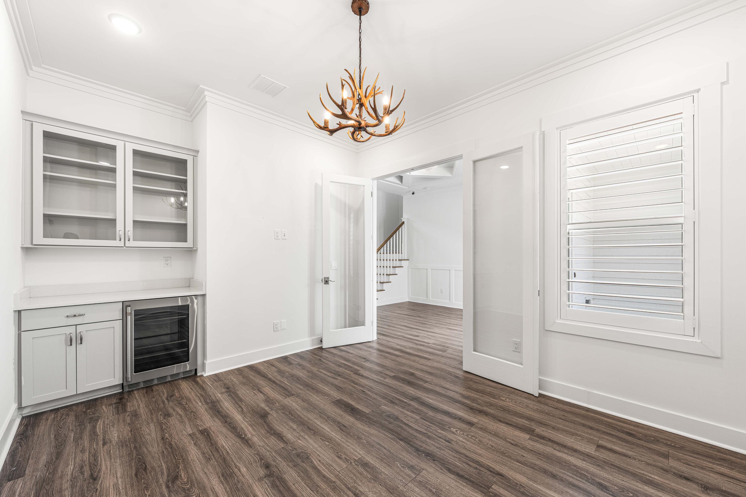 315 W Lafayette Road