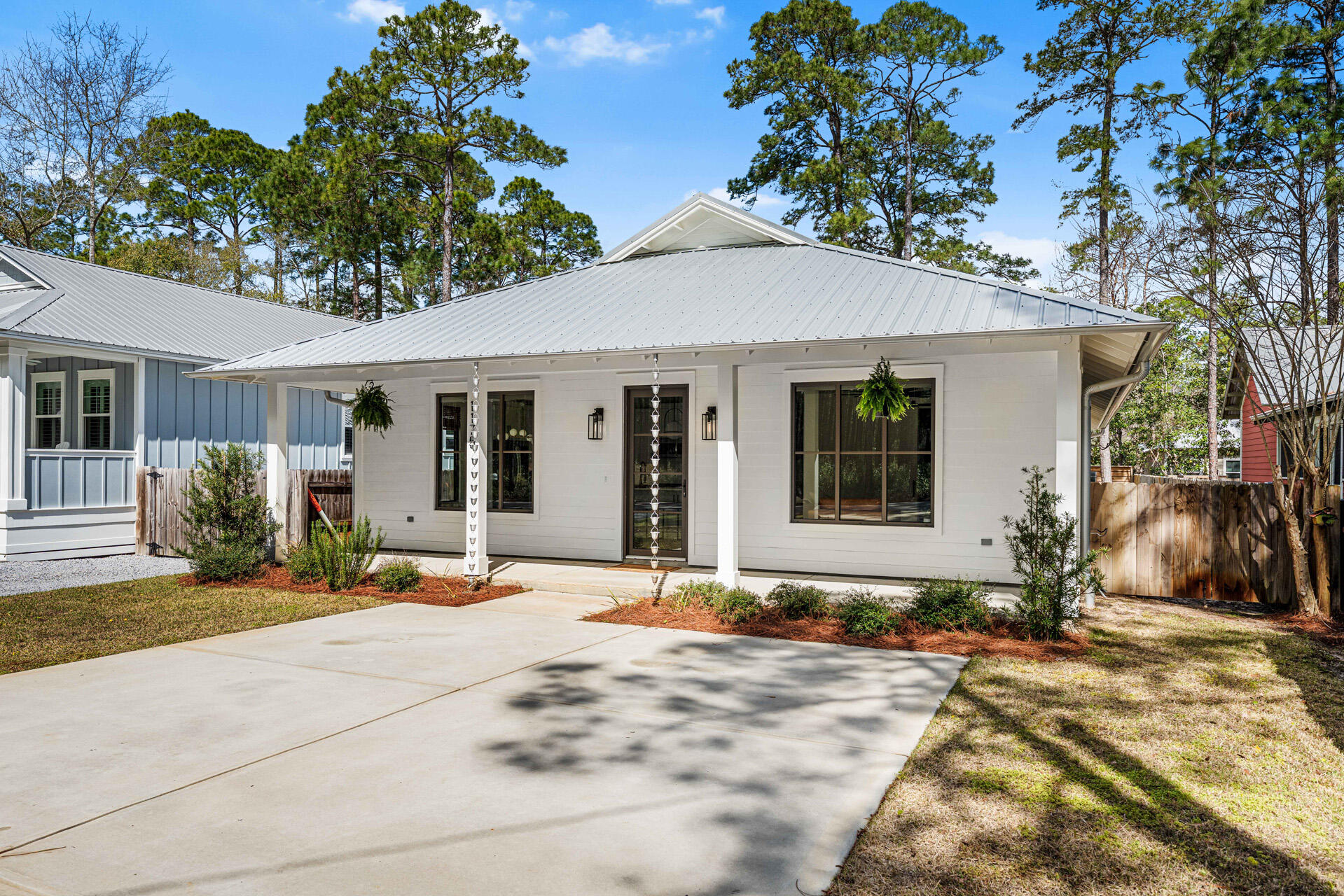 1175 E Point Washington Road
