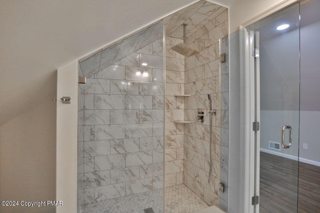 123 Wintergreen Trail
