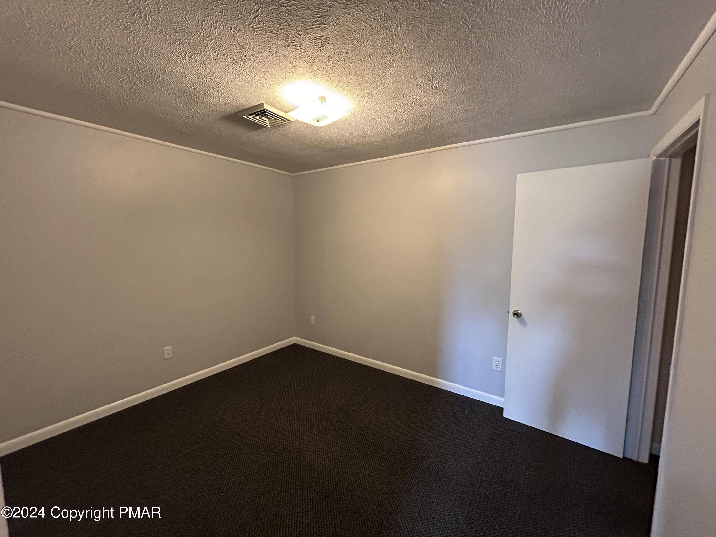 7084 Route 209, Apt A