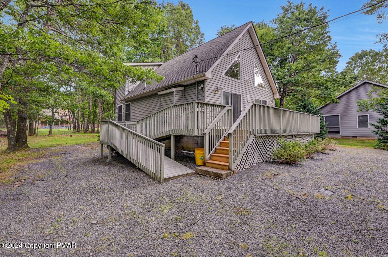 11 Locust Lane