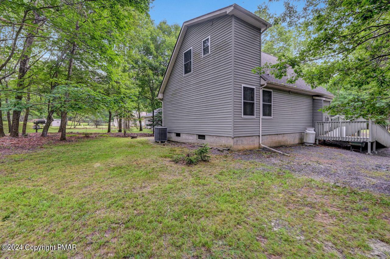 11 Locust Lane
