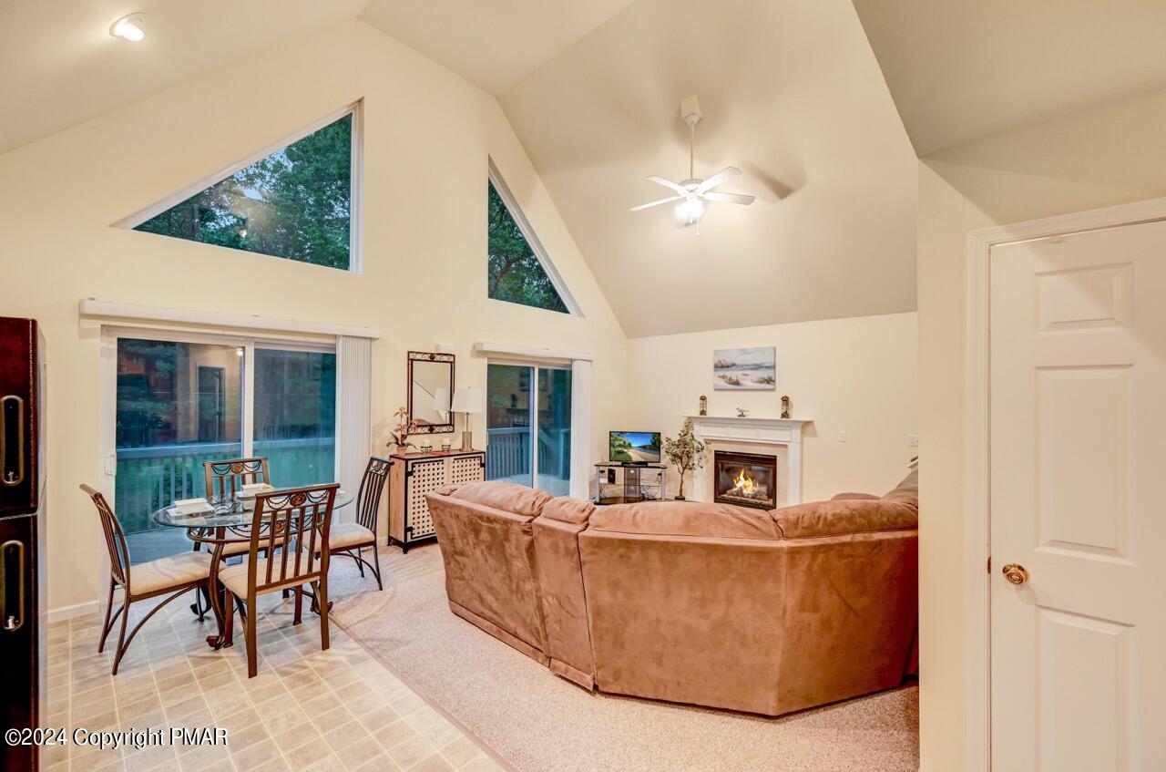11 Locust Lane