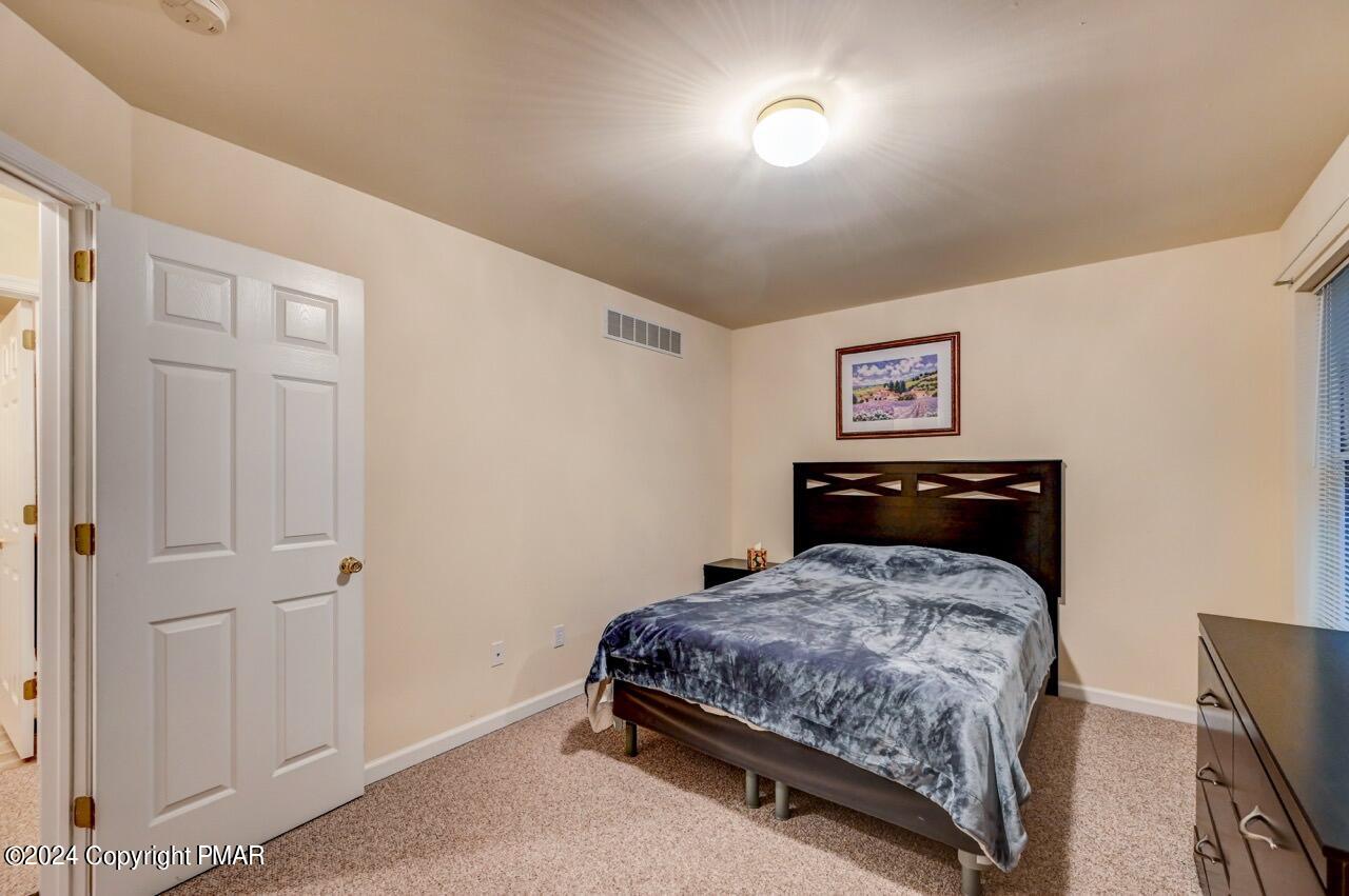 11 Locust Lane