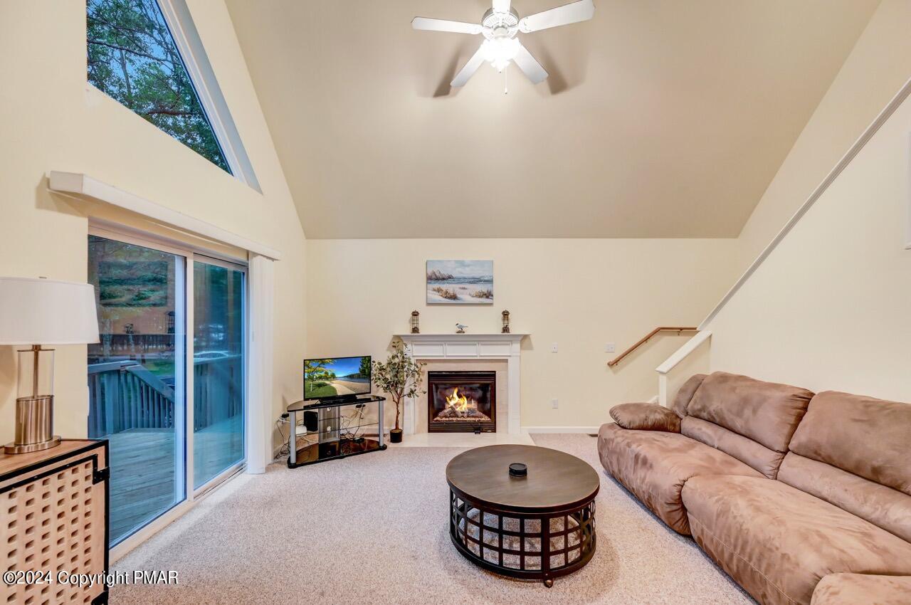11 Locust Lane