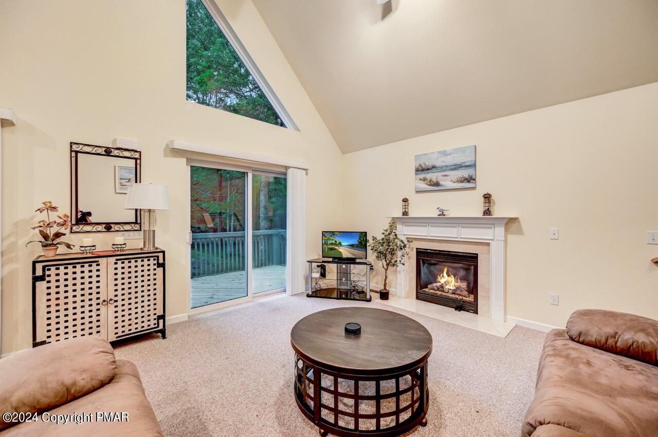 11 Locust Lane