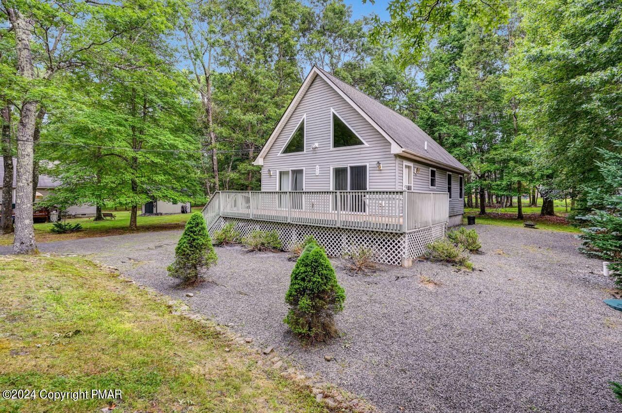 11 Locust Lane
