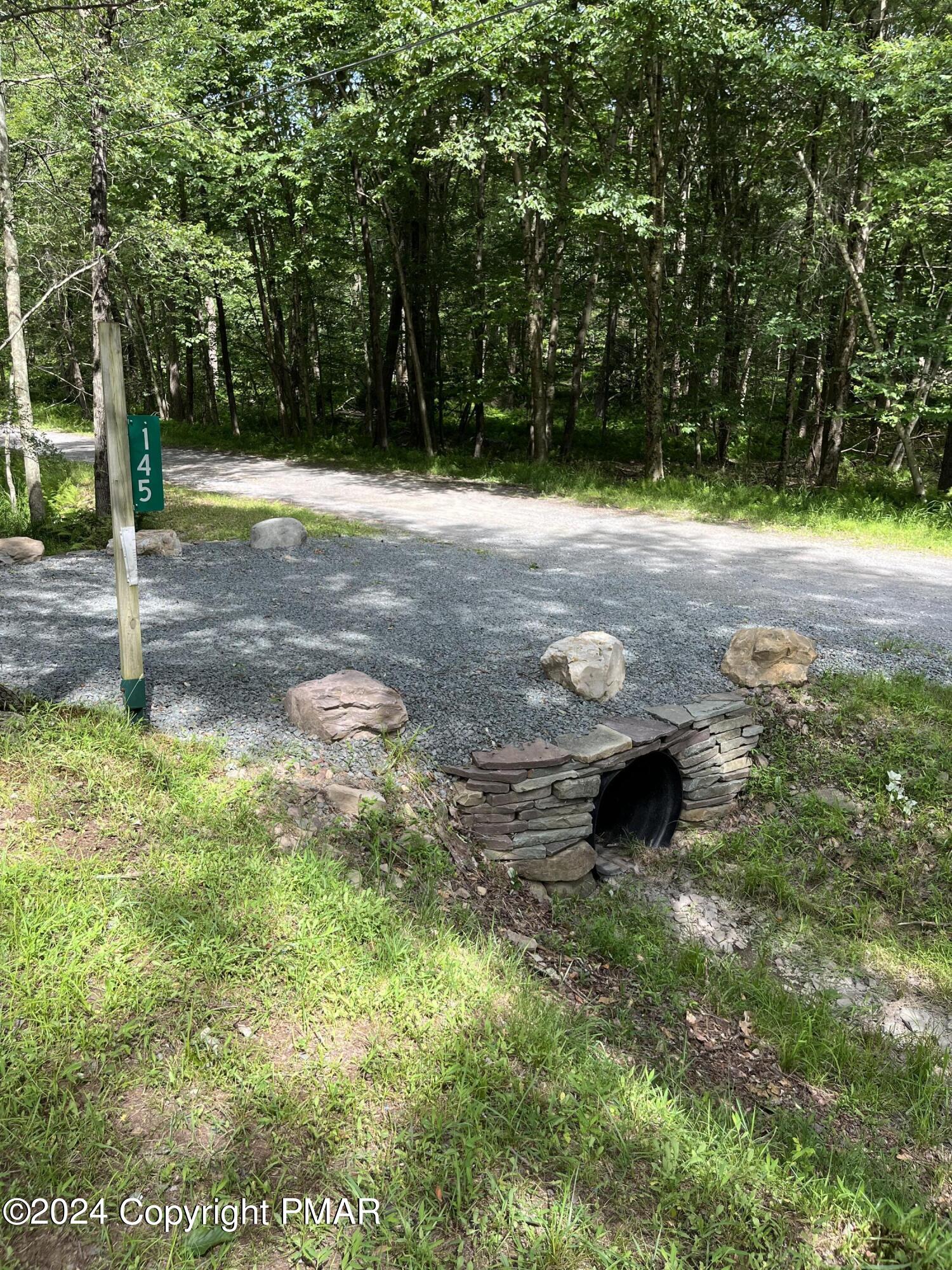 145 Pontiac Path