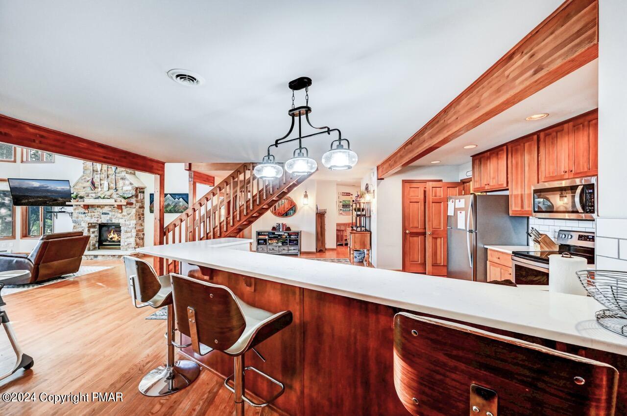 18 Longfellow Circle