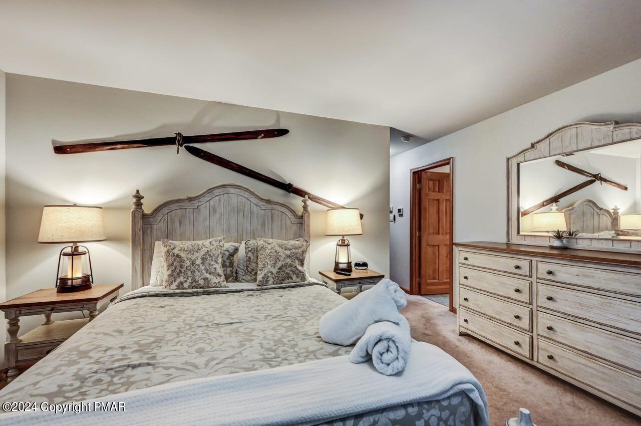 18 Longfellow Circle
