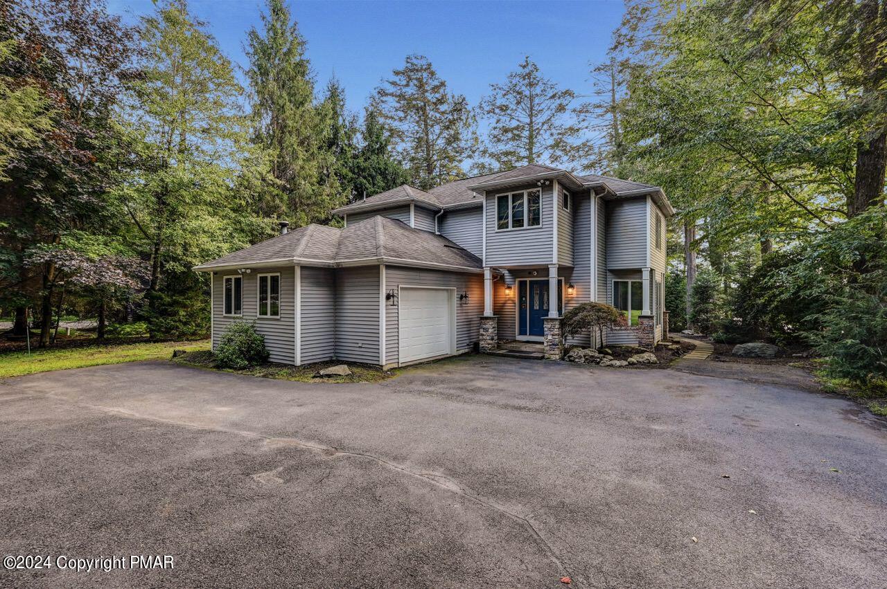 18 Longfellow Circle