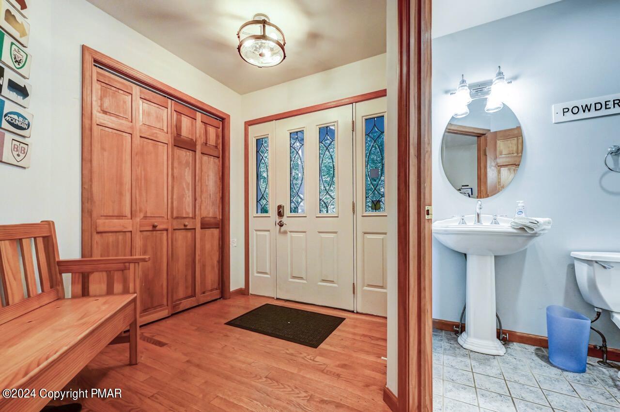 18 Longfellow Circle
