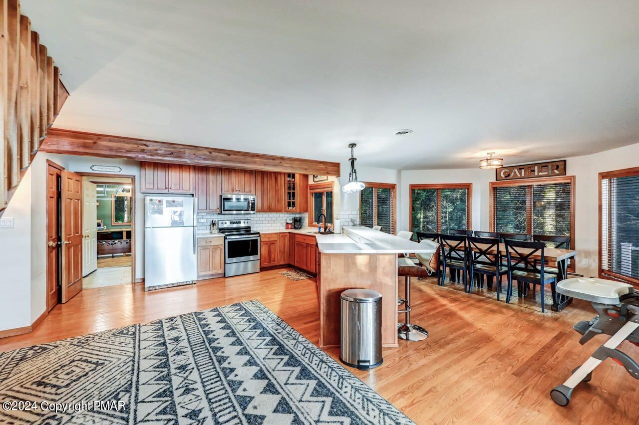 18 Longfellow Circle