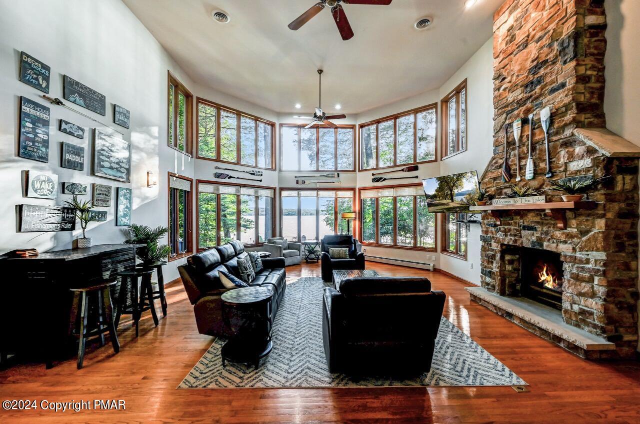 18 Longfellow Circle