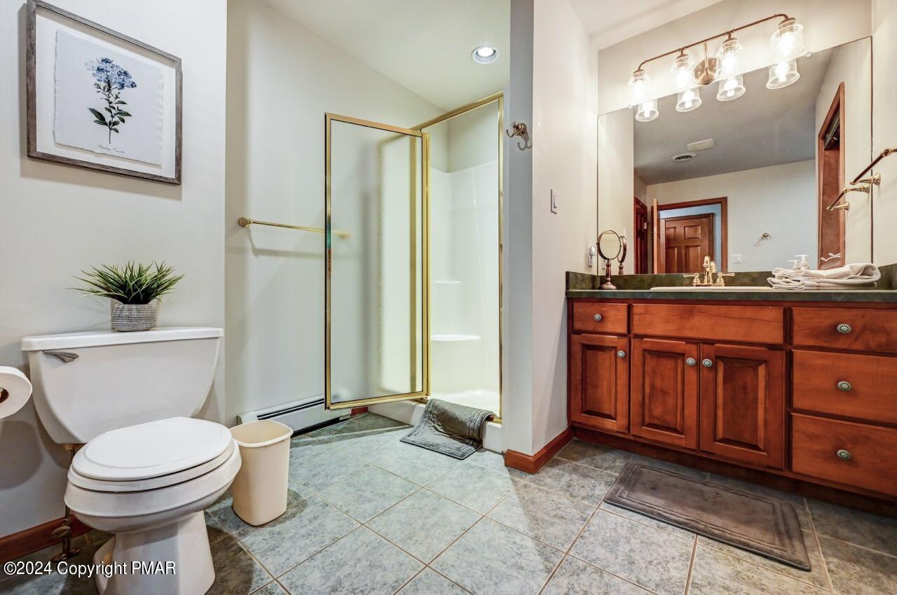 18 Longfellow Circle