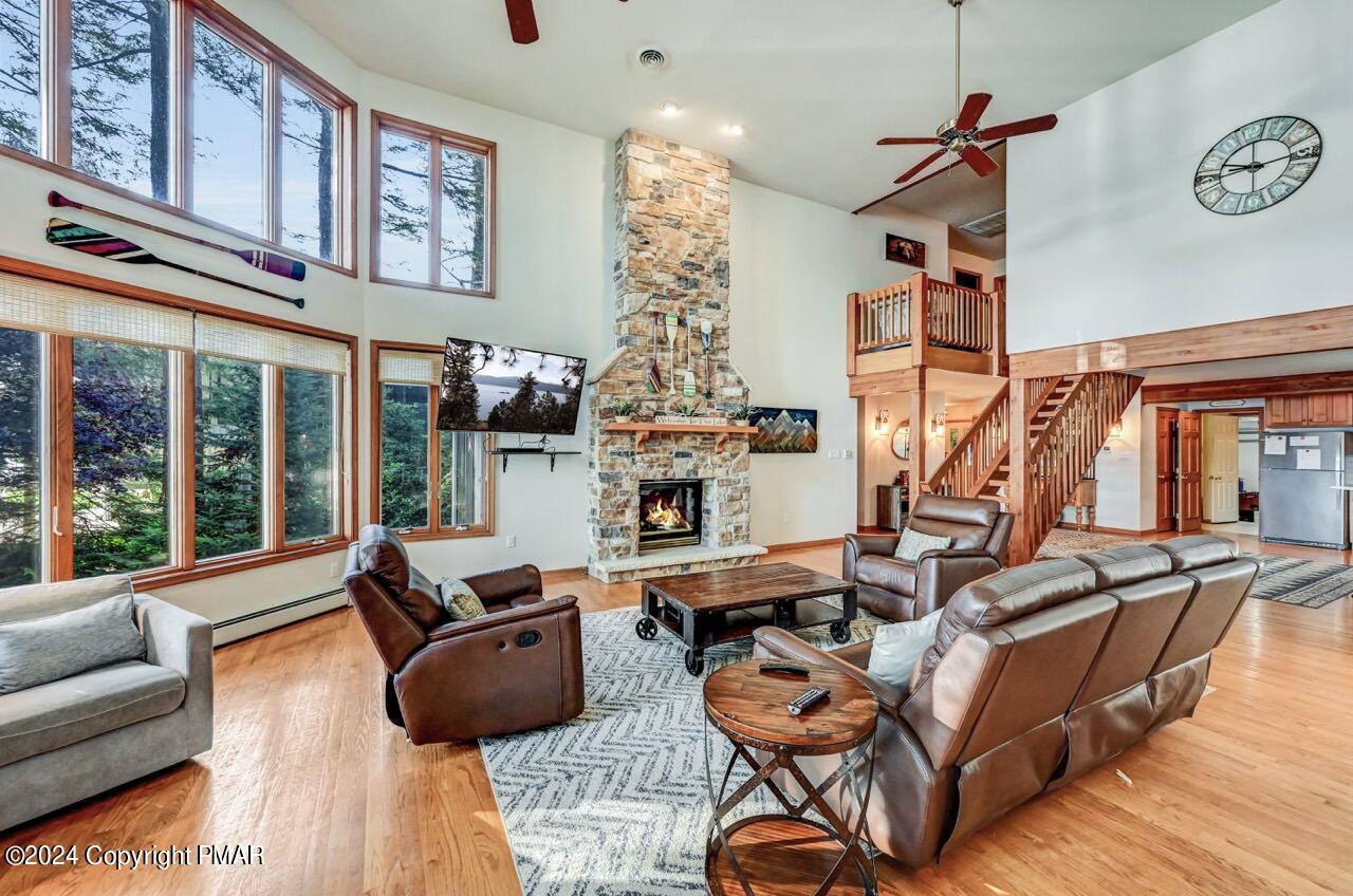 18 Longfellow Circle