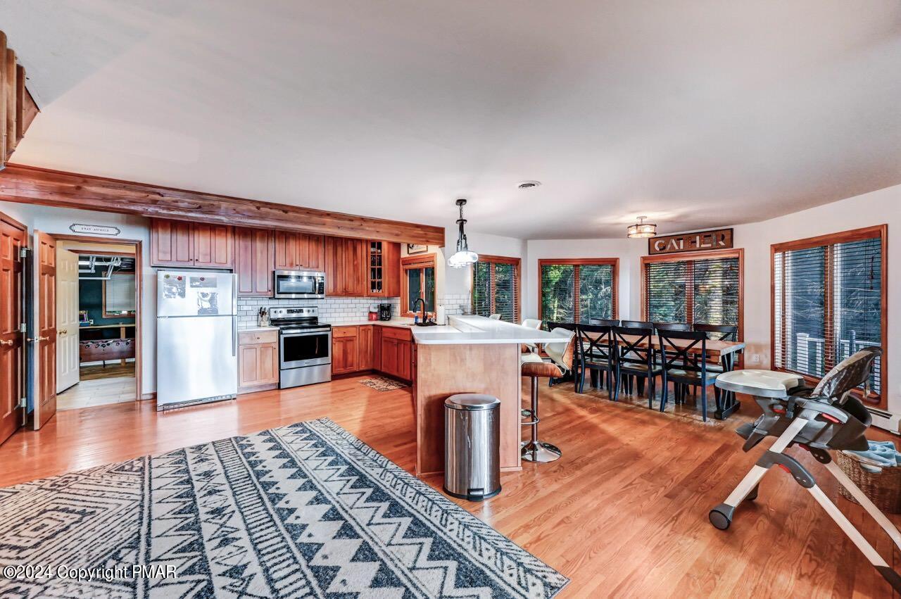 18 Longfellow Circle