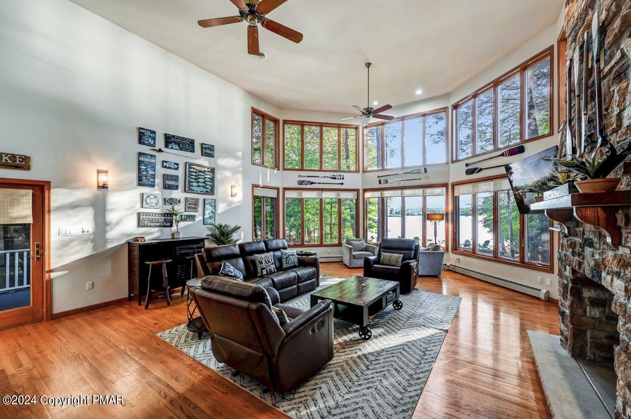 18 Longfellow Circle
