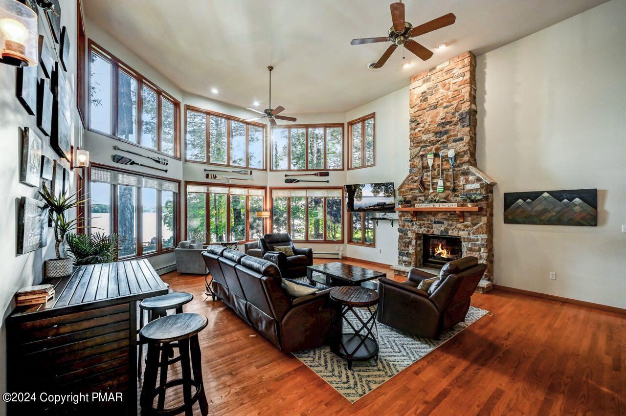 18 Longfellow Circle