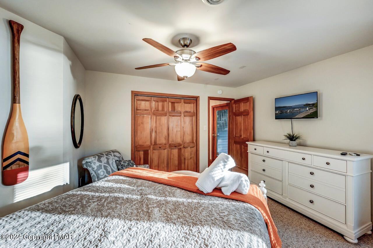 18 Longfellow Circle