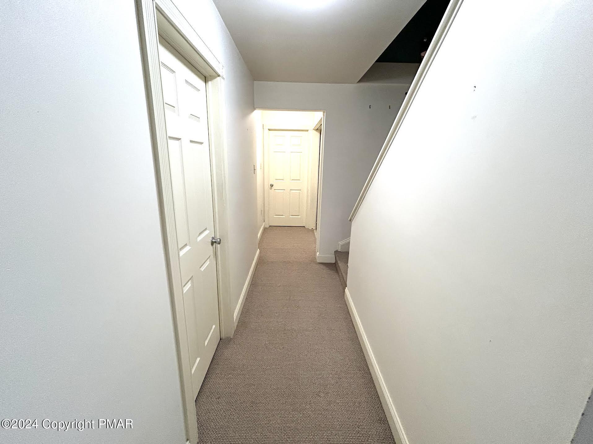 327 W Broadway