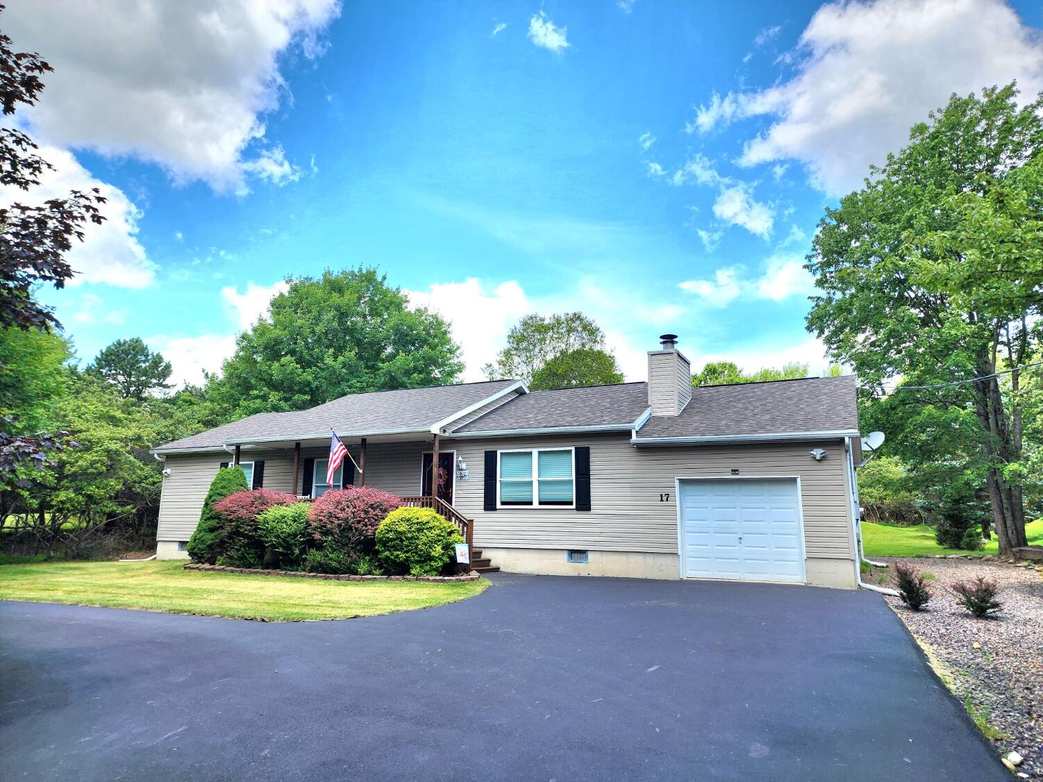 17 Parker Mews