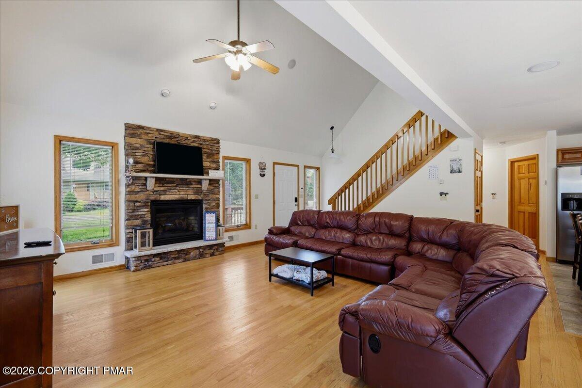 40 Dillon Way