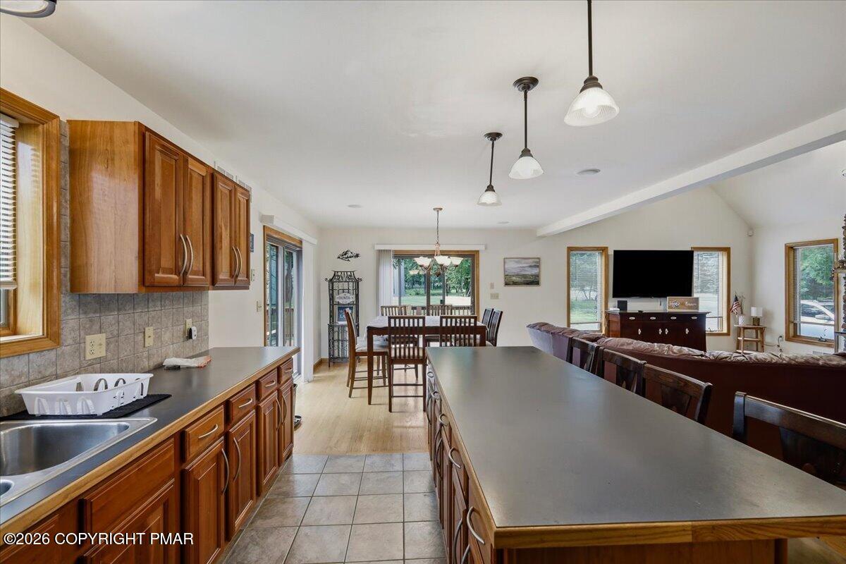 40 Dillon Way