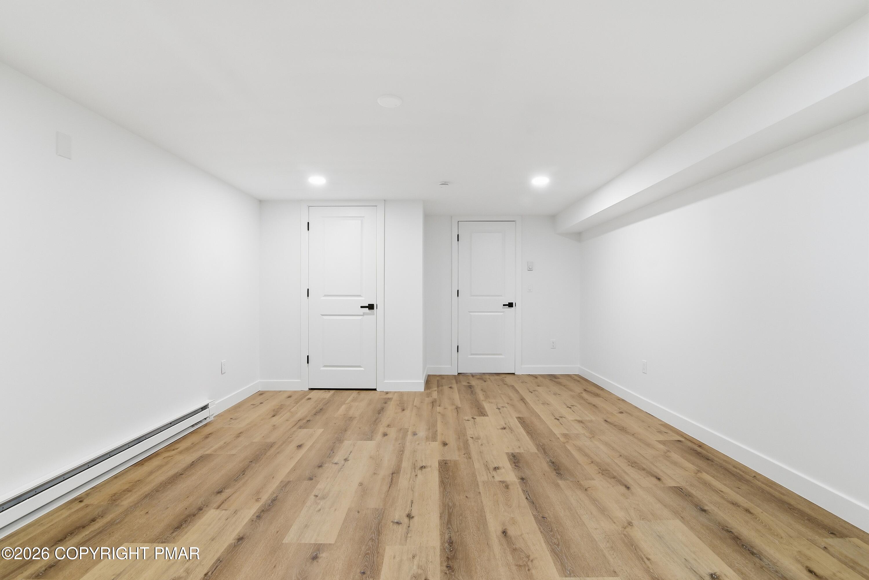 8749 Kings Way