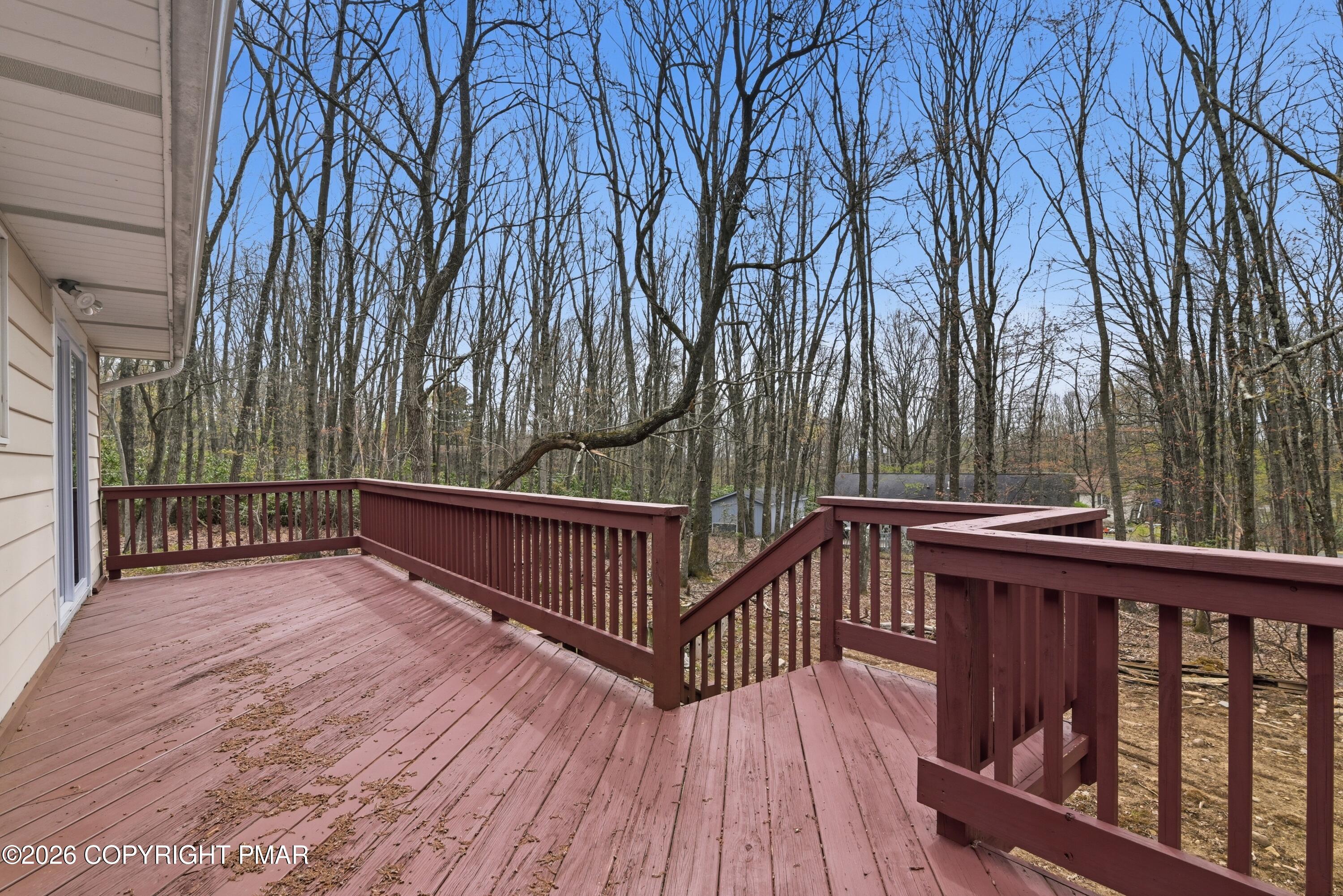 8749 Kings Way