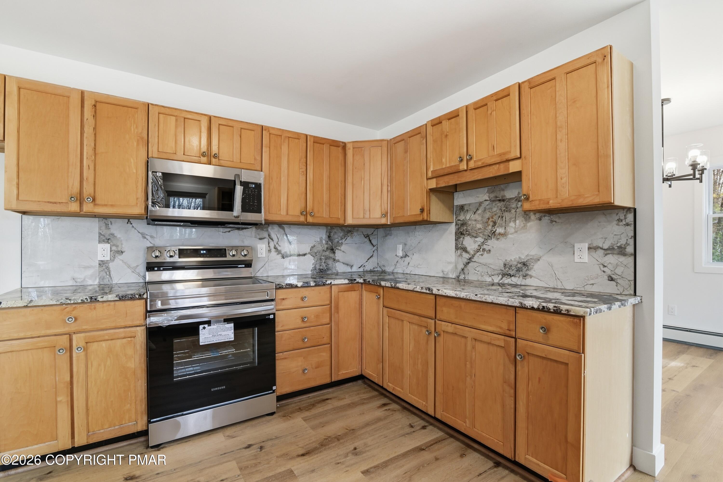 8749 Kings Way