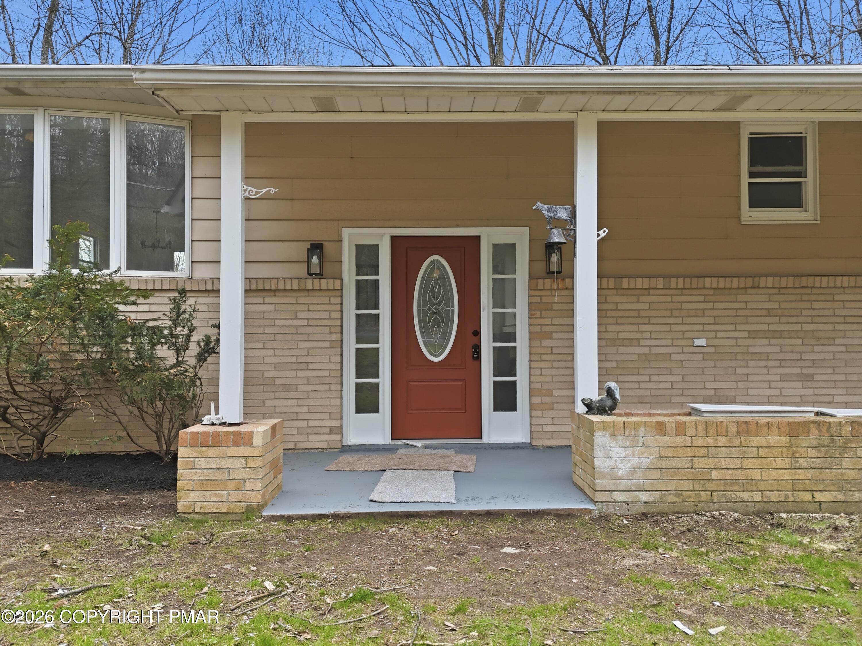 8749 Kings Way