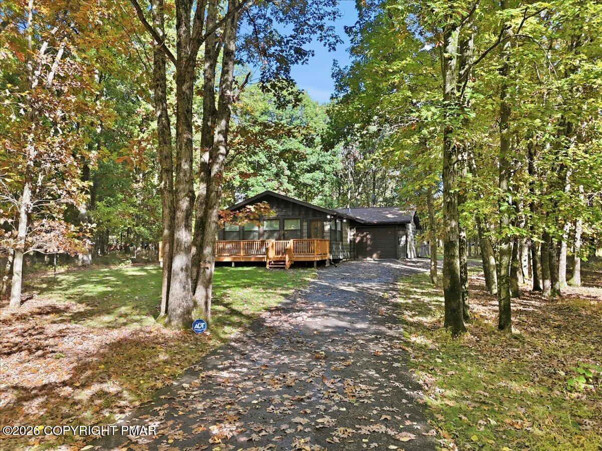 548 Adie Drive