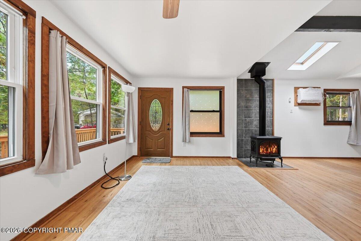 548 Adie Drive