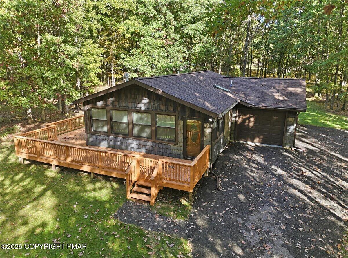 548 Adie Drive