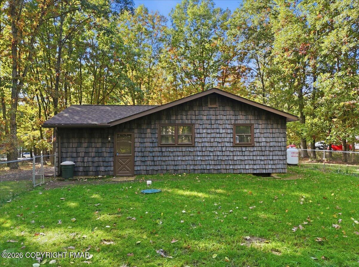 548 Adie Drive