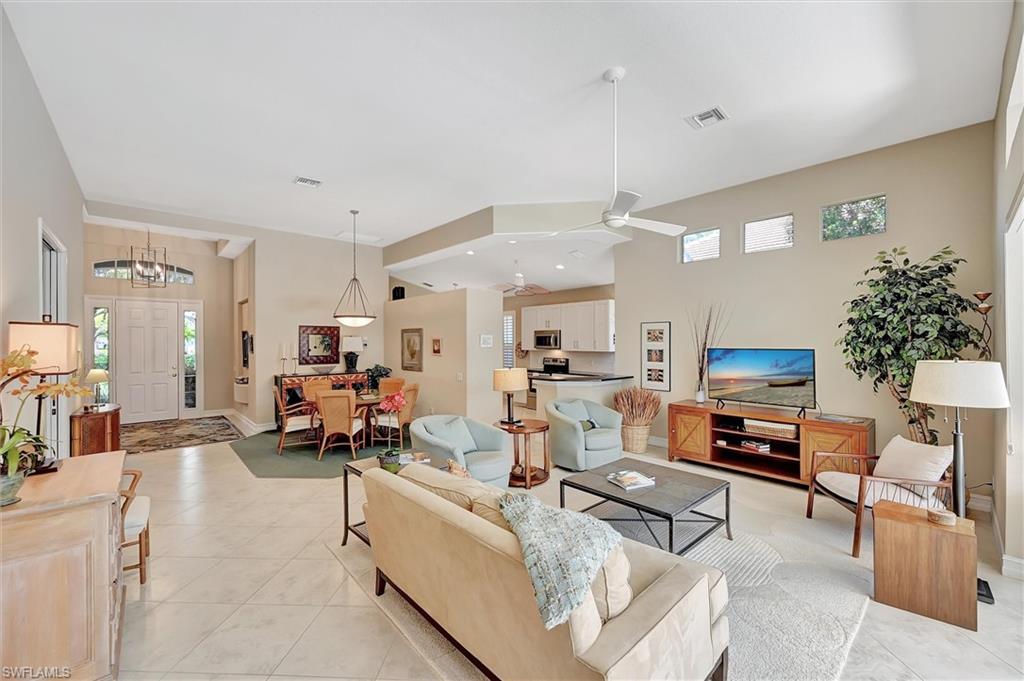 1805 Winding Oaks WAY