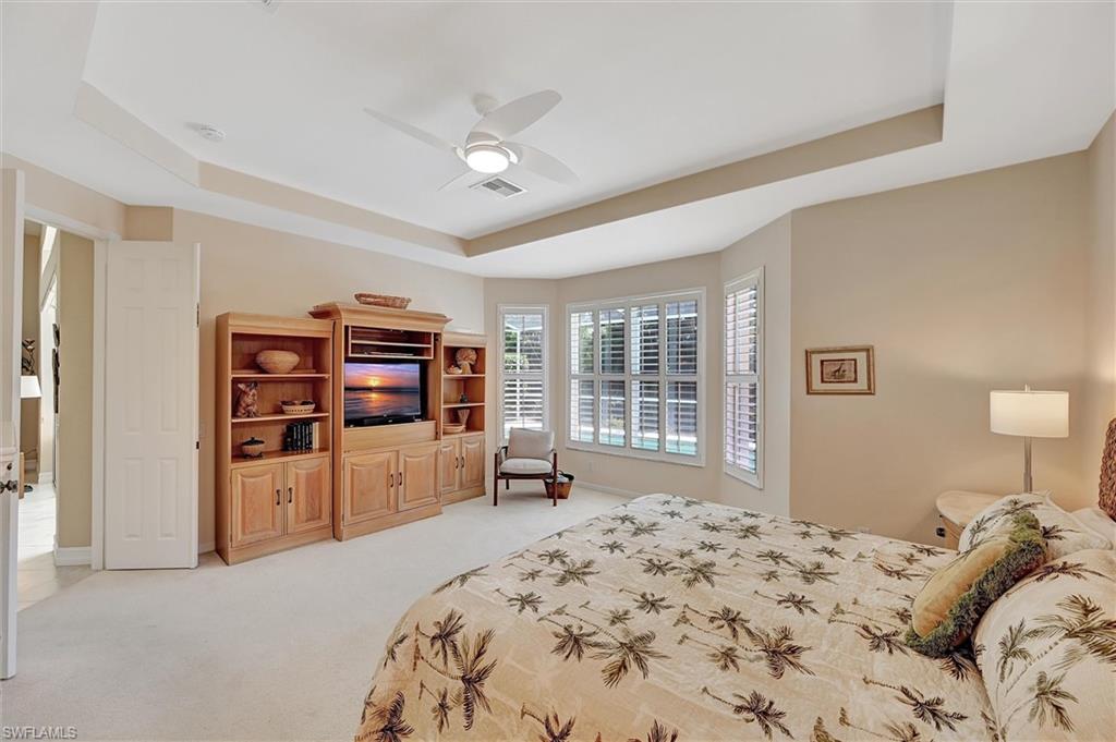 1805 Winding Oaks WAY