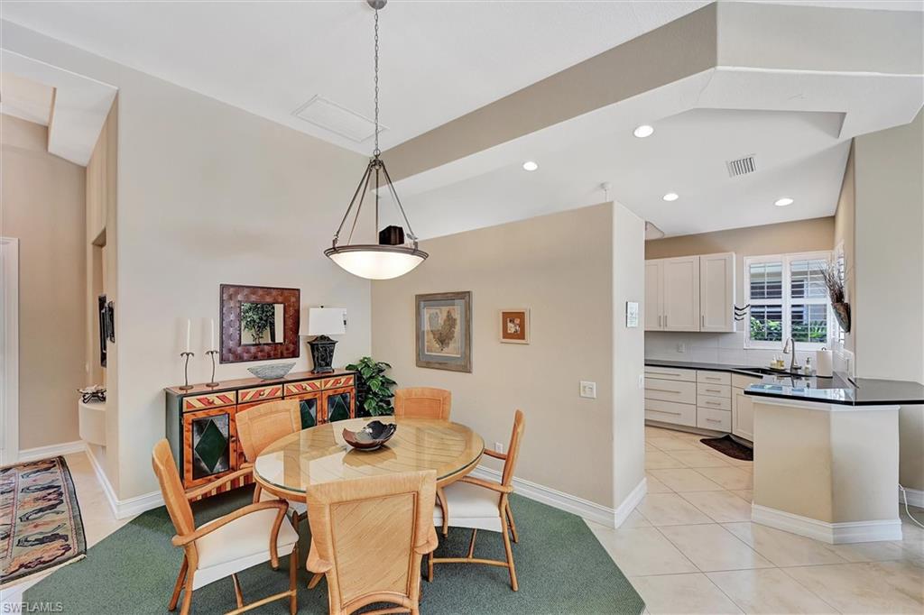 1805 Winding Oaks WAY