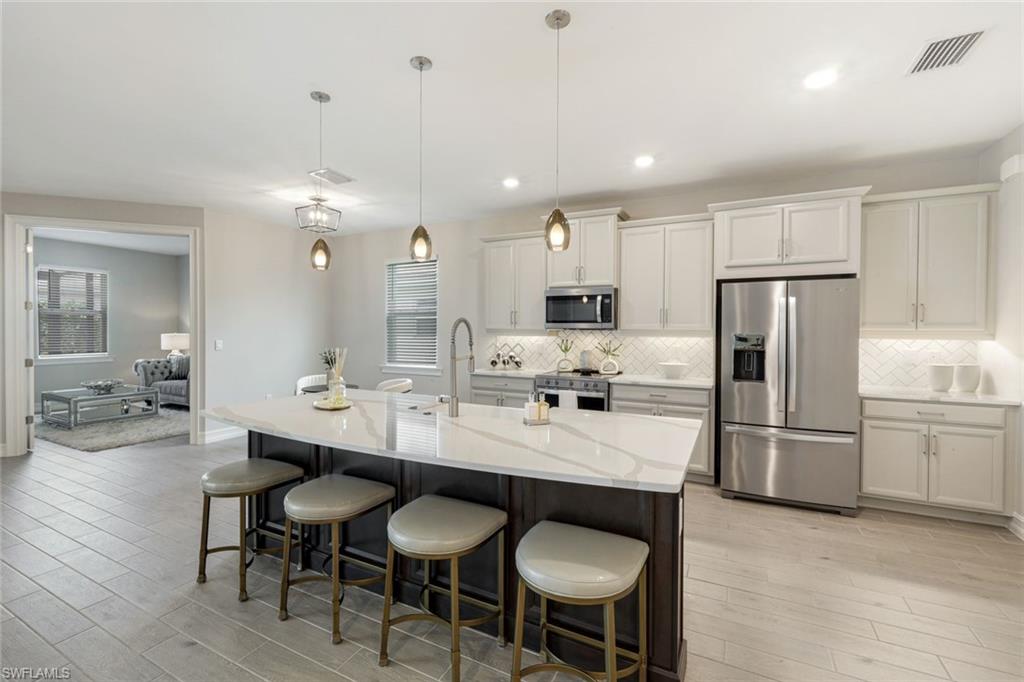 28086 Captiva Shell LOOP