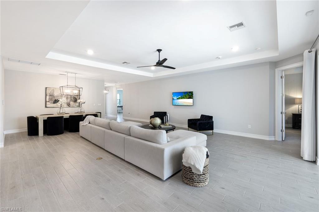 28086 Captiva Shell LOOP
