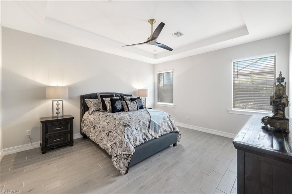 28086 Captiva Shell LOOP