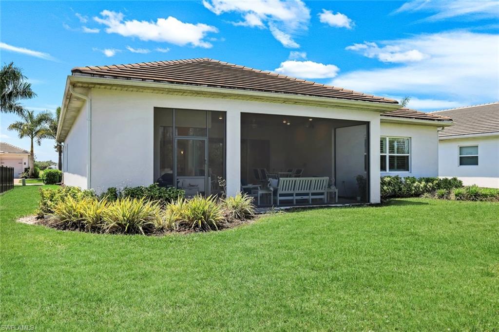 28105 Captiva Shell LOOP