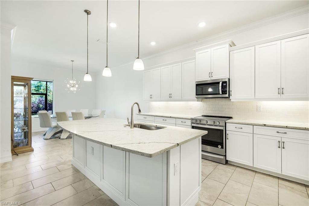 28105 Captiva Shell LOOP