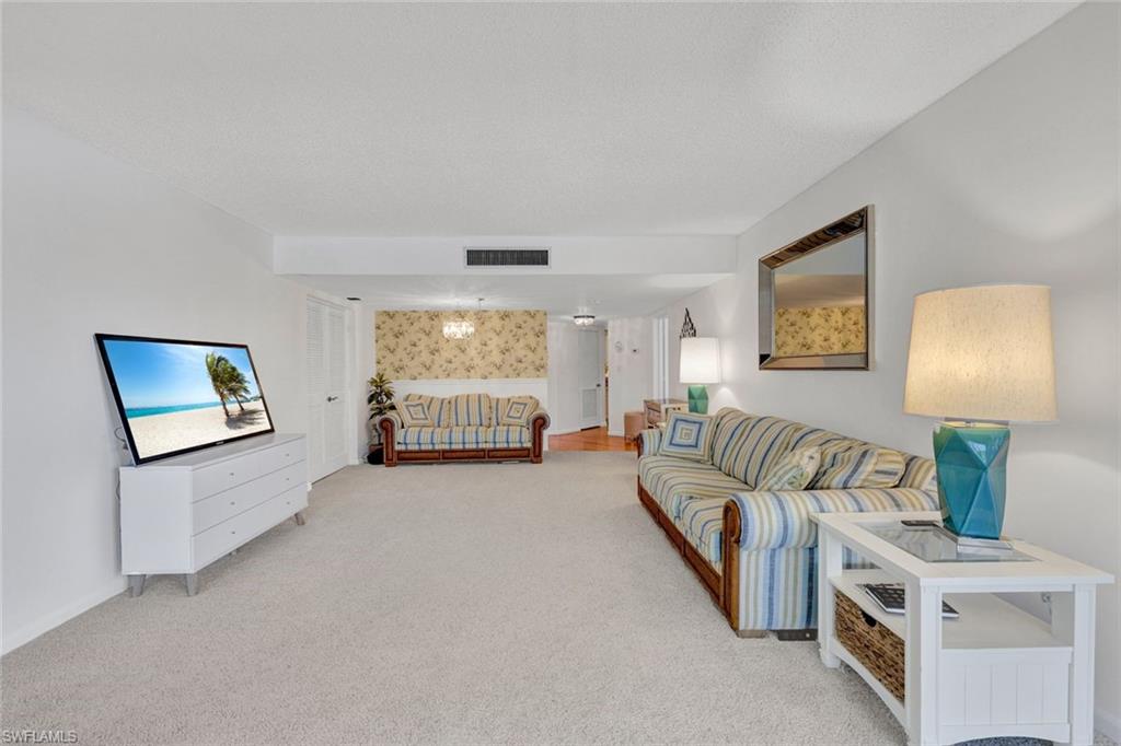 955 Palm View DR 307