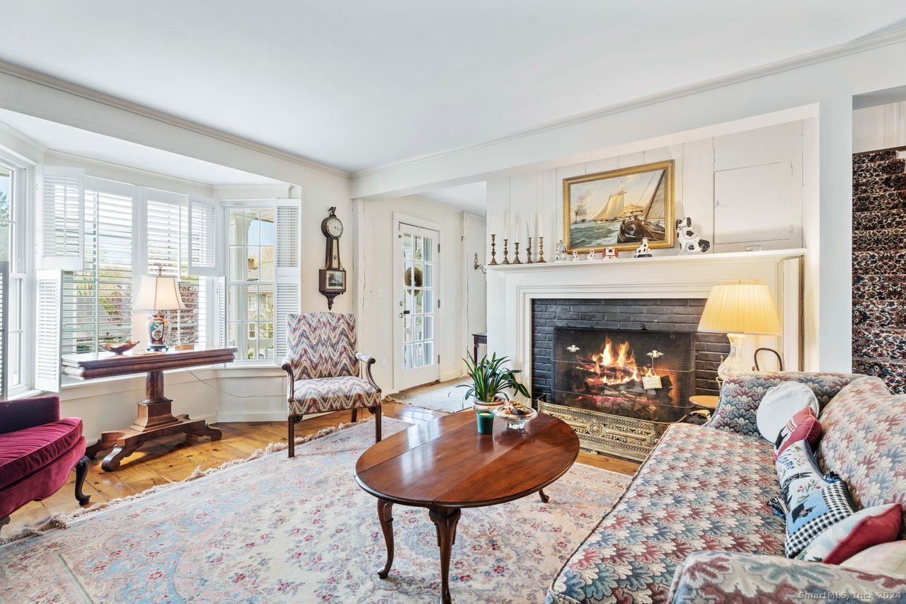 11 West Avenue